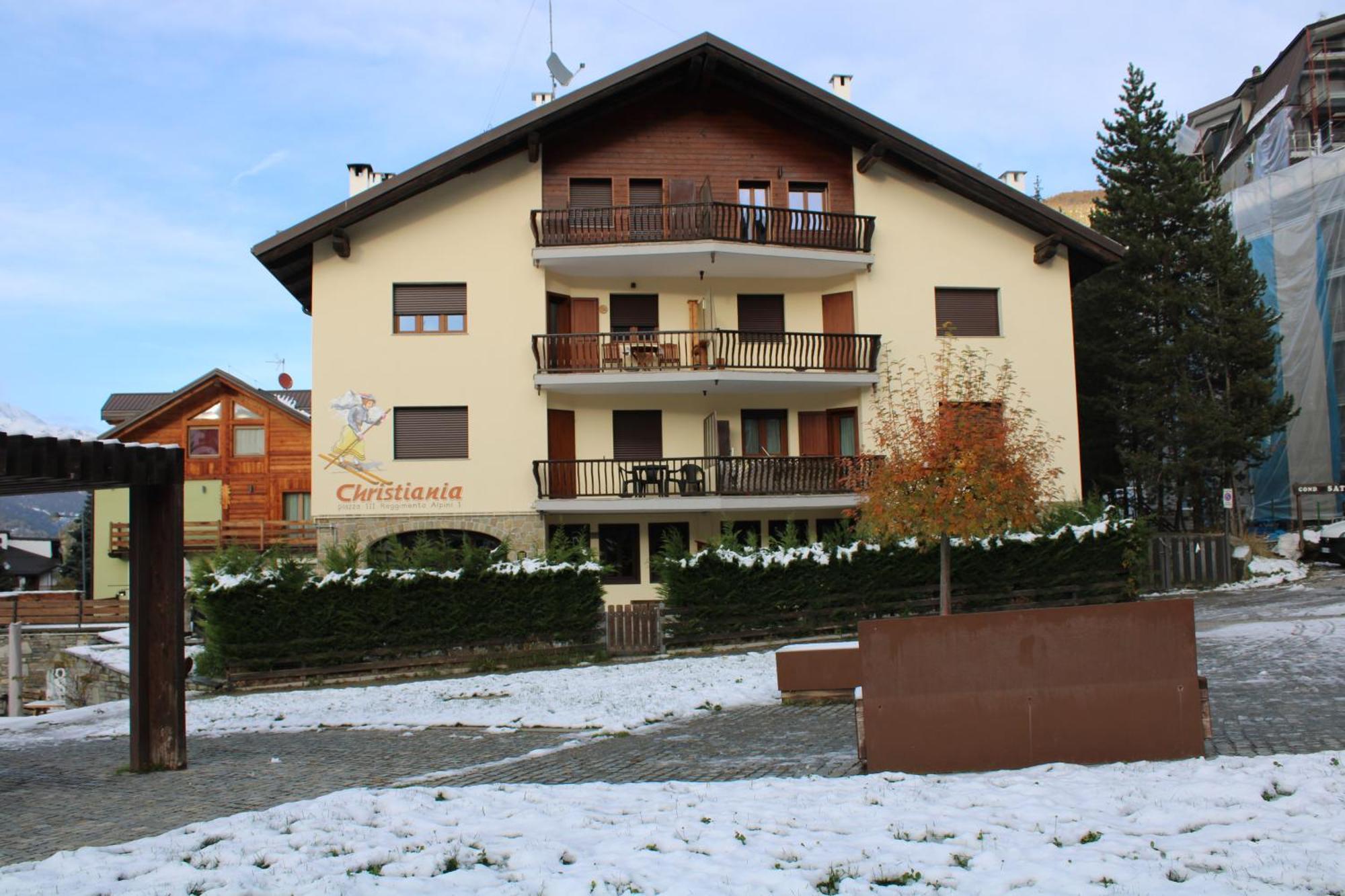 4Seasons Appartamenti Sauze D'Oulx Bagian luar foto