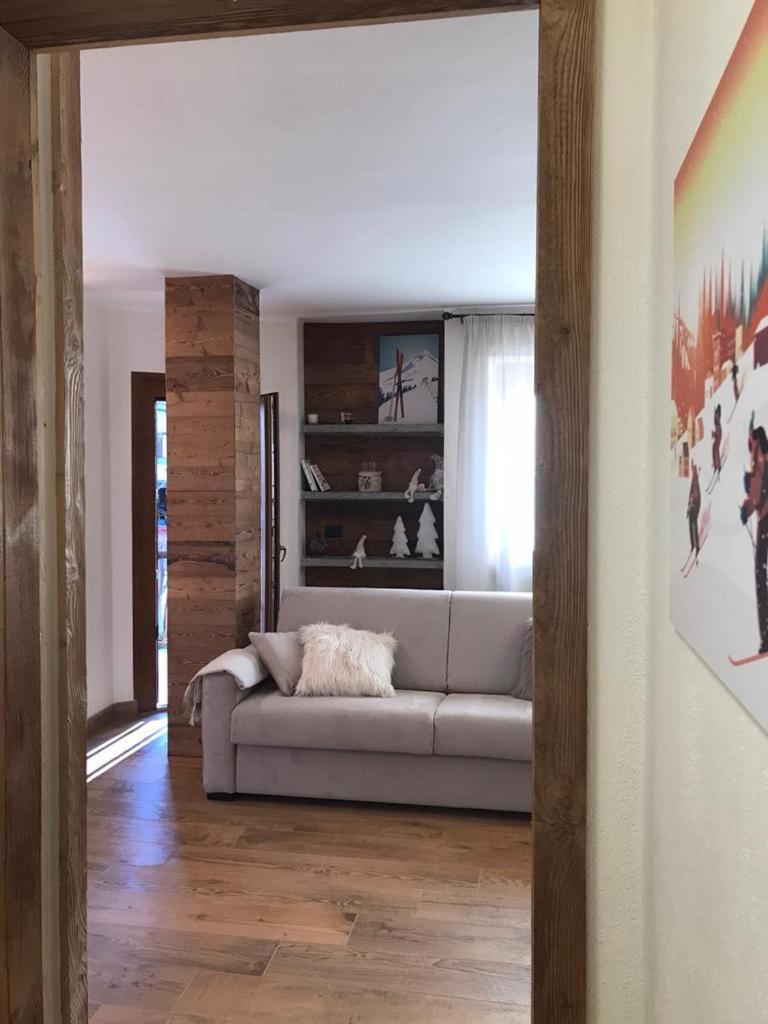 4Seasons Appartamenti Sauze D'Oulx Ruang foto